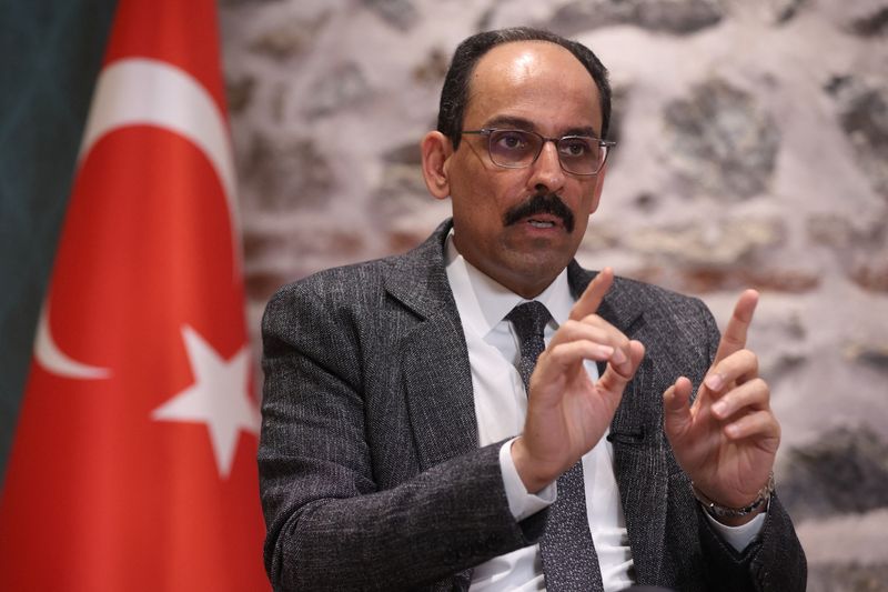 Turkey must keep diplomatic balance for peace talks -Erdogan adviser
