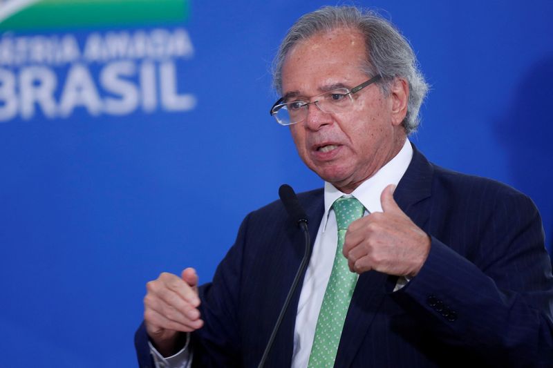 &copy; Reuters. FILE PHOTO: Brazil's Economy Minister Paulo Guedes speaks during the launching ceremony of the new securitization framework and strengthening of guarantees for Agro business in Brasilia, Brazil, March 15, 2022.REUTERS/Adriano Machado