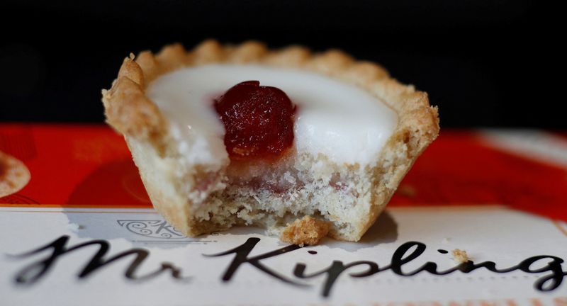 &copy; Reuters. FILE PHOTO: A Mr Kipling Cherry Bakewell is seen in this illustration taken March 30, 2016.  REUTERS/Phil Noble