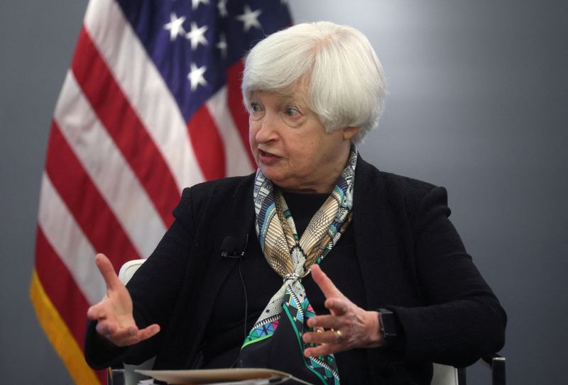 © Reuters. FILE PHOTO: U.S. Treasury Secretary Janet Yellen answers questions about the current and future state of the U.S. and global economy at the Atlantic Council in Washington, U.S., April 13, 2022. REUTERS/Leah Millis/File Photo