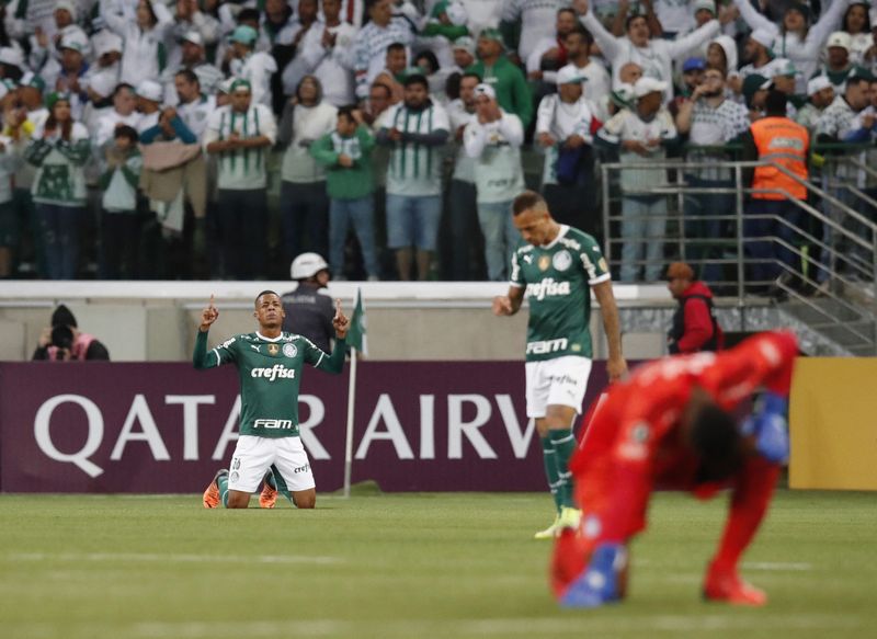 Palmeiras vence a Emelec y suma puntaje ideal en la Libertadores, Colón avanza a octavos