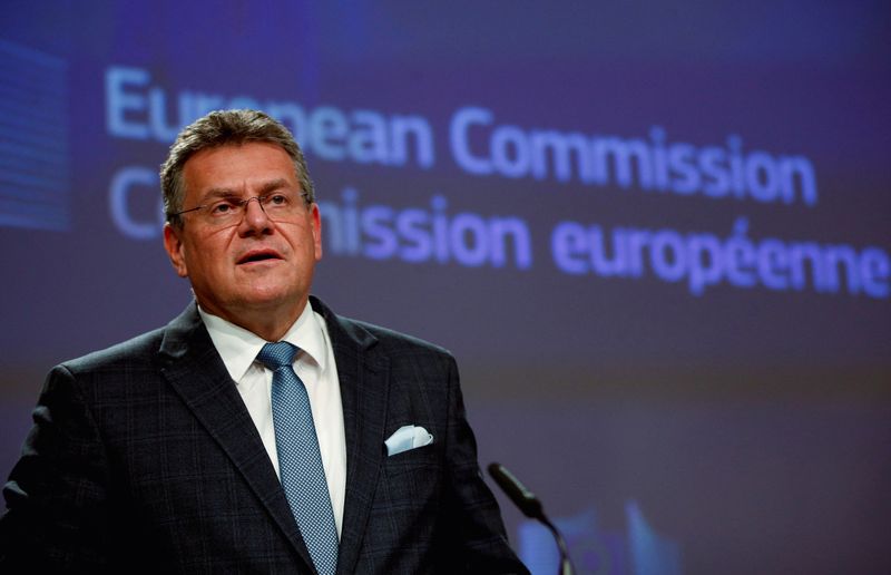 &copy; Reuters. FILE PHOTO: European Commission Vice-President for Interinstitutional Relations Maros Sefcovic speaks during a news conference after a meeting with British Foreign Secretary Liz Truss, in Brussels, Belgium February 21, 2022. REUTERS/Johanna Geron