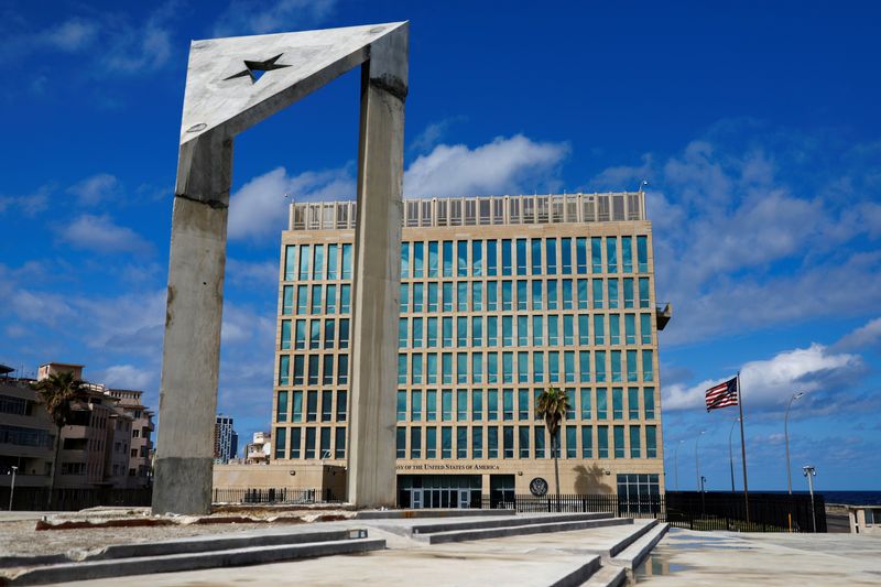 &copy; Reuters. Imagen de archivo de la embajada de Estados Unidos en La Habana, Cuba. 1 de marzo, 2022. REUTERS/Amanda Perobelli/Archivo