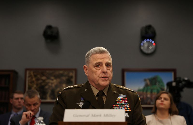 &copy; Reuters. رئيس هيئة الأركان الأمريكية المشتركة الجنرال مارك ميلي يتحدث في واشنطن يوم 11 مايو ايار 2022. تصوير: جوليا نيكنسون - رويترز. 