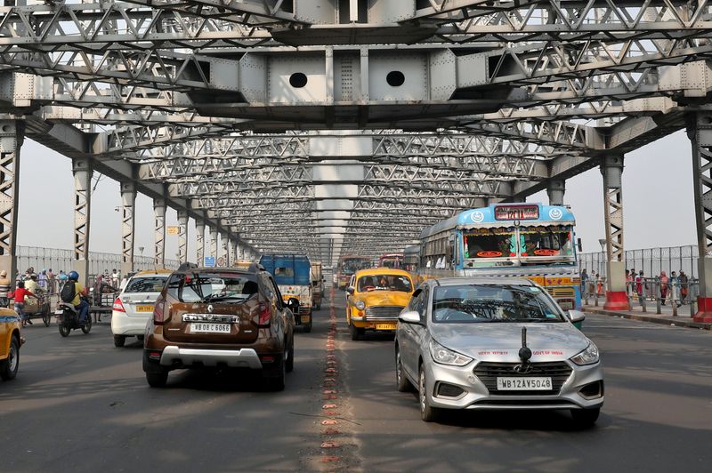 &copy; Reuters. Visão geral da ponte Howrah em Calcutá, Índia
26/02/2022. REUTERS/Rupak De Chowdhuri