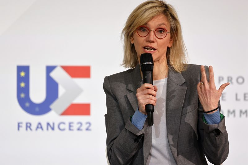 &copy; Reuters. FILE PHOTO: French Junior Minister for Industry Agnes Pannier-Runacher attends a meeting focusing on gender equality at work as part of International Women's Day at the Elysee Palace in Paris, France, March 8, 2022. Ludovic Marin/Pool via REUTERS