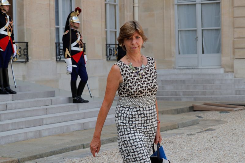 &copy; Reuters. كاثرين كولونا وزيرة خارجية فرنسا الجديدة تغادر قصر الإليزيه. صورة من أرشيف رويترز.