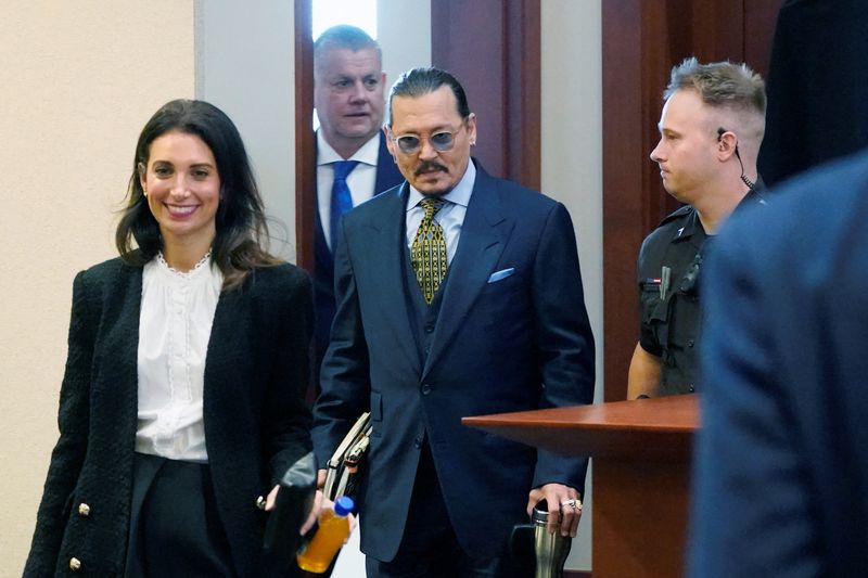 &copy; Reuters. Actor Johnny Depp arrives into the courtroom during his defamation case against ex-wife, actor Amber Heard, at the Fairfax County Circuit Courthouse in Fairfax, U.S., May 23, 2022.  Steve Helber/Pool via REUTERS