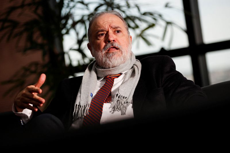 &copy; Reuters. Procurador-geral da República, Augusto Aras, durante entrevista à Reuters em Brasília
20/05/2022
REUTERS/Adriano Machado