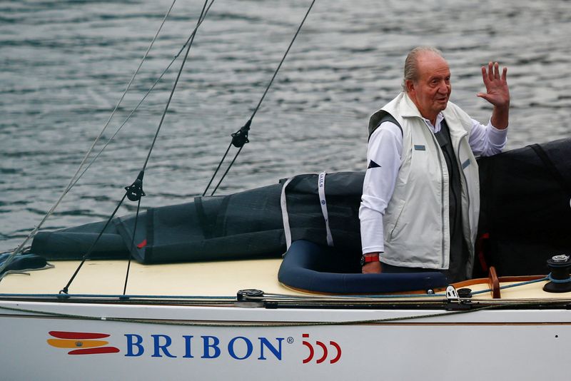 &copy; Reuters. Ex-rei da Espanha Juan Carlos durante regata em Sanxenxo
21/05/2022 REUTERS/Pedro Nunes