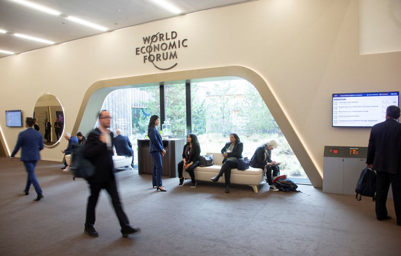 &copy; Reuters.  ５月２３日、スイス東部ダボスで開幕した「世界経済フォーラム（ＷＥＦ）」の年次総会（ダボス会議）に集まった政財界の有力者のうち、これまでに発言を行った人物とその内容は以下