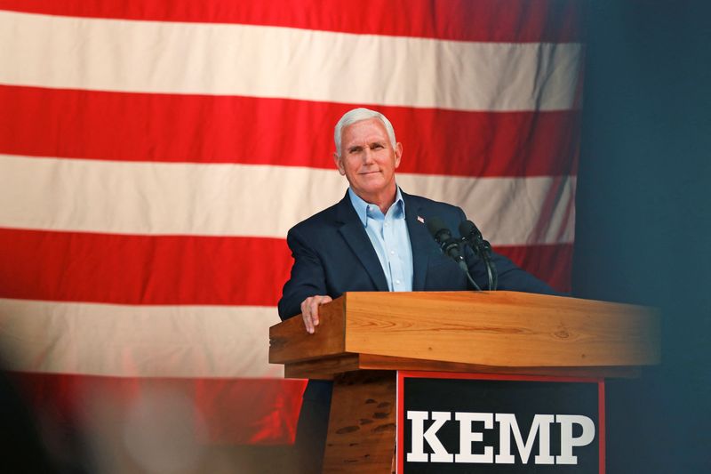 &copy; Reuters. Former U.S. Vice President Mike Pence speaks in support at a rally for Georgia Governor Brian Kemp, ahead of the state's Republican primary, in Kennesaw, Georgia, U.S. May 23, 2022. REUTERS/Alyssa Pointer
