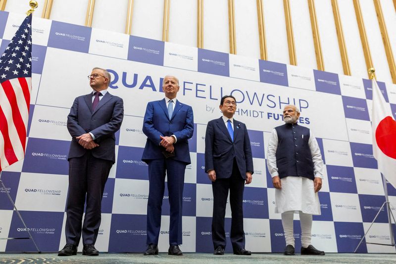 &copy; Reuters. El primer ministro australiano, Anthony Albanese, el presidente estadounidense, Joe Biden, el primer ministro japonés, Fumio Kishida, y el primer ministro indio, Narendra Modi, asisten al acto de celebración de la fundación de la hermandad Japón-Estad