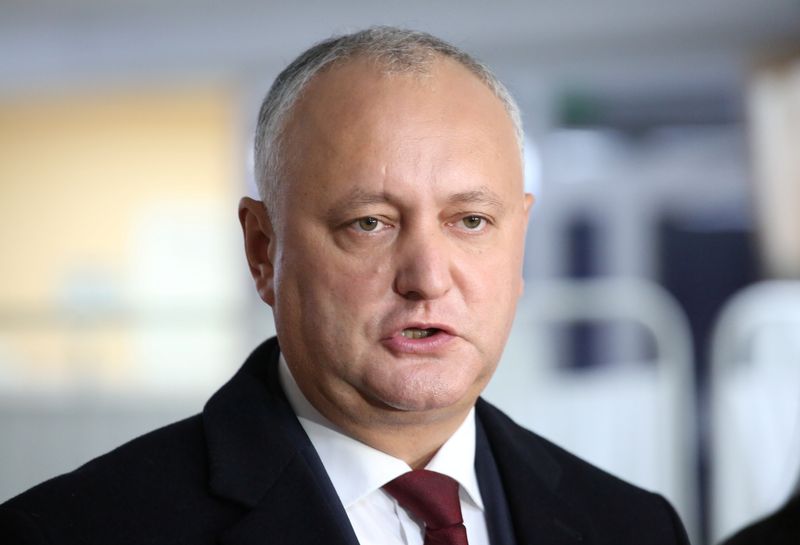 &copy; Reuters. FILE PHOTO: Igor Dodon, Moldova's President and presidential candidate, speaks to the media at a polling station during the second round of a presidential election in Chisinau, Moldova November 15, 2020. REUTERS/Vladislav Culiomza
