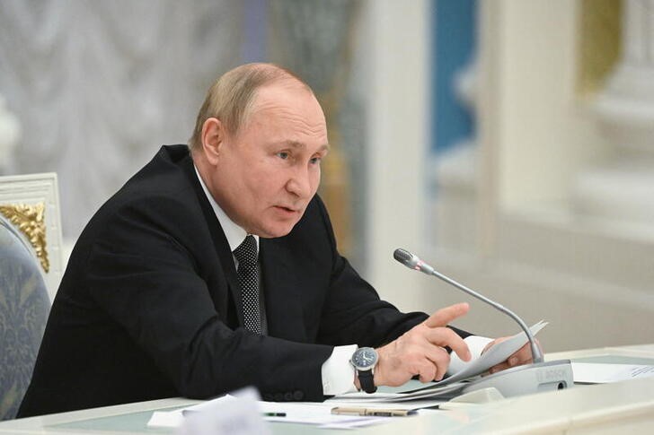 &copy; Reuters. El presidente ruso, Vladimir Putin, durante una reunión de su Consejo de Seguridad celebrada en el Kremlin, en Moscú, Rusia, el 25 de mayo de 2022. Sputnik/Sergey Guneev/Kremlin vía REUTERS 