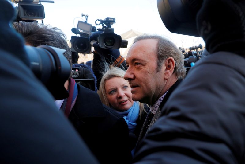 &copy; Reuters. FILE PHOTO: Actor Kevin Spacey arrives to face a sexual assault charge at Nantucket District Court in Nantucket, Massachusetts, U.S., January 7, 2019. REUTERS/Brian Snyder/File Photo
