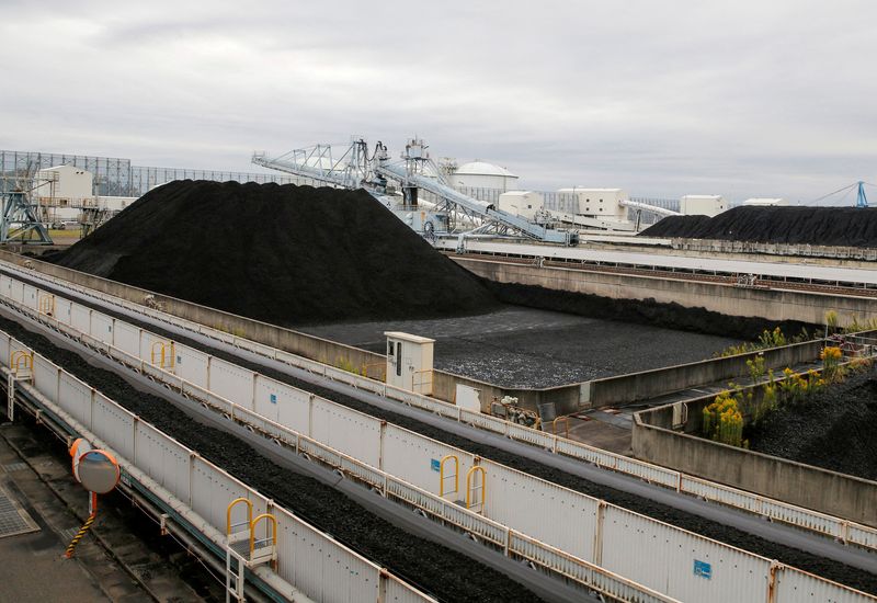 Energie: Le Japon réaffirme sa volonté de réduire sa dépendance au charbon