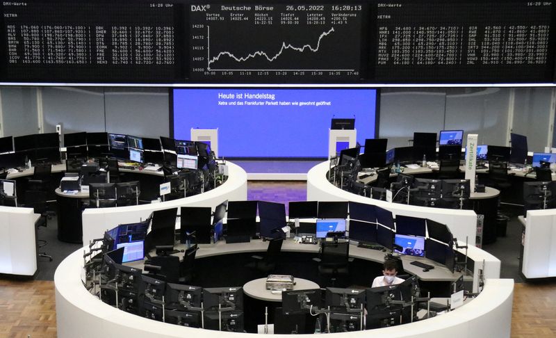 &copy; Reuters. The German share price index DAX graph is pictured at the stock exchange in Frankfurt, Germany, May 26, 2022.    REUTERS/Staff