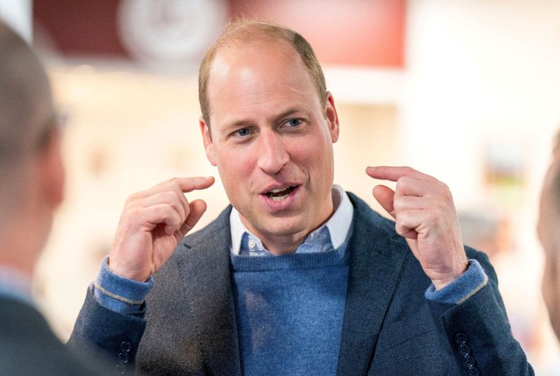 &copy; Reuters. FILE PHOTO: Britain's Prince William speaks during his visit Heart of Midlothian Football Club to watch a programme called 'The Changing Room' launched by SAMH (Scottish Association for Mental Health) in 2018, in Edinburgh, Scotland, Britain May 12, 2022.