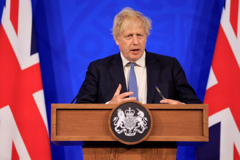 &copy; Reuters. FILE PHOTO: Britain's Prime Minister Boris Johnson holds a news conference in response to the publication of the Sue Gray report Into "Partygate", at Downing Street in London, England May 25, 2022. Leon Neal/Pool via REUTERS
