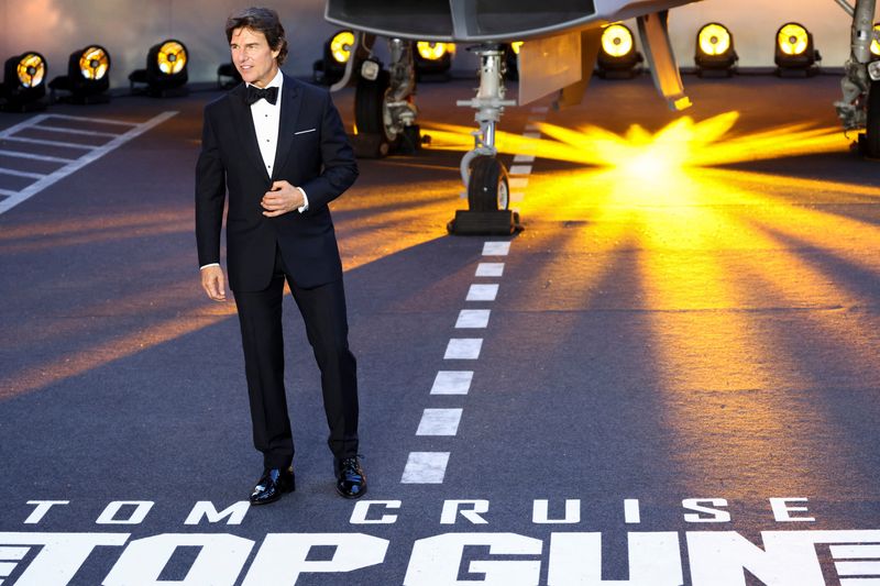 &copy; Reuters. FILE PHOTO: U.S. actor Tom Cruise arrives at the premiere of 'Top Gun: Maverick' in London, Britain May 19, 2022. REUTERS/Henry Nicholls