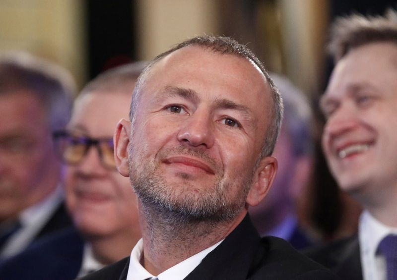 &copy; Reuters. FILE PHOTO: Russian billionaire Andrei Melnichenko attends a session during the Week of Russian Business, organized by the Russian Union of Industrialists and Entrepreneurs (RSPP), in Moscow, Russia February 9, 2018. REUTERS/Sergei Karpukhin/File Photo