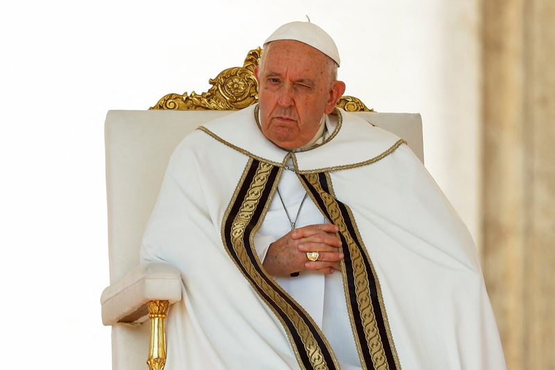 &copy; Reuters. Pope Francis attends the consistory ceremony to elevate Roman Catholic prelates to the rank of cardinal, in Saint Peter's Square at the Vatican, September 30, 2023. REUTERS/Remo Casilli