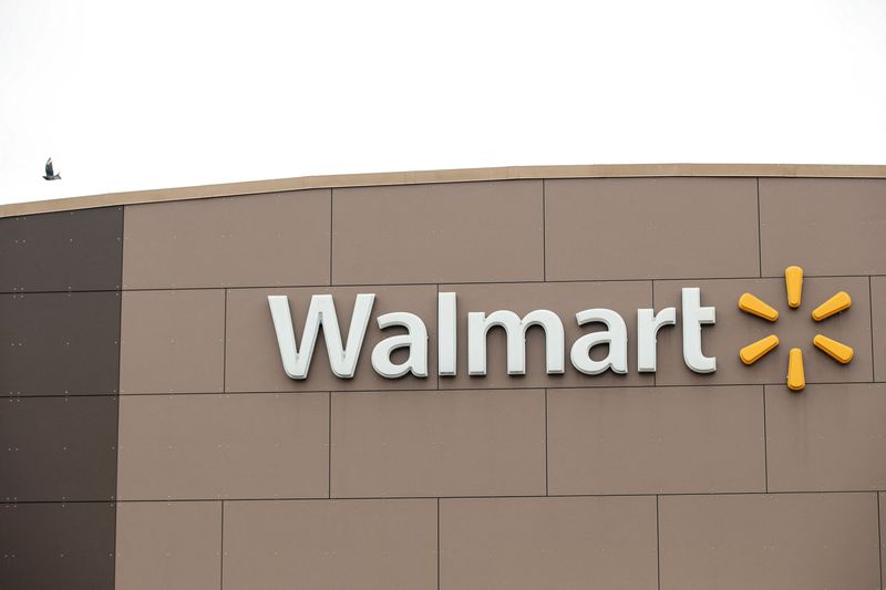 &copy; Reuters. FILE PHOTO: Walmart's logo is seen outside one of the stores ahead of the Thanksgiving holiday in Chicago, Illinois, U.S. November 27, 2019. REUTERS/Kamil Krzaczynski/File Photo