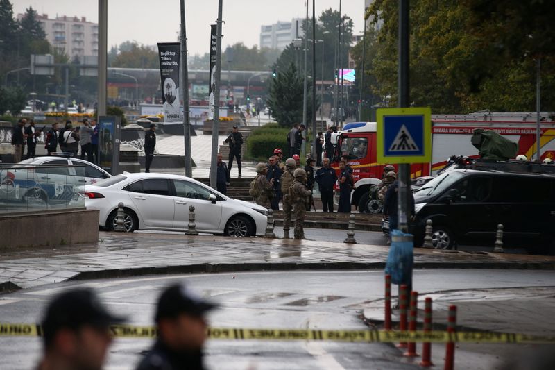 &copy; Reuters. Members of Turkish Police Special Forces secure the area near the Interior Ministry following a bomb attack in Ankara, Turkey October 1, 2023. REUTERS/Cagla Gurdogan