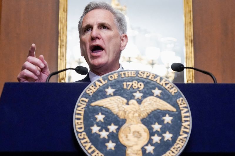 &copy; Reuters. U.S. House Speaker Kevin McCarthy (R-CA speaks to reporters in the U.S. Capitol after the House of Representatives passed a stopgap government funding bill to avert an immediate government shutdown, on Capitol Hill in Washington, U.S. September 30, 2023. 