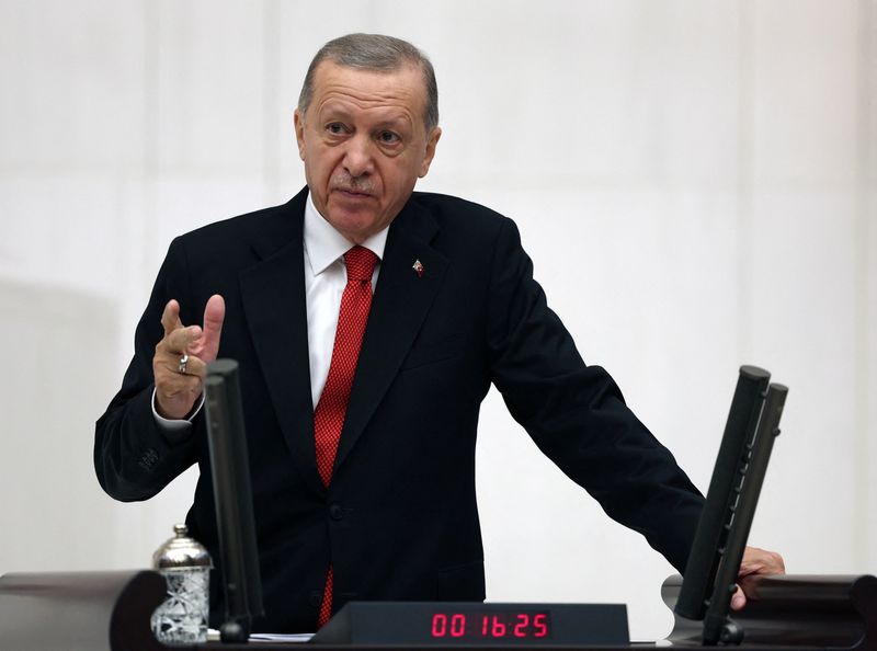 &copy; Reuters. Turkey's President Tayyip Erdogan addresses members of parliament as he attends the reopening of the Turkish parliament after the summer recess in Ankara, Turkey, October 1, 2023. Murat Cetinmuhurdar/PPO/Handout via REUTERS 