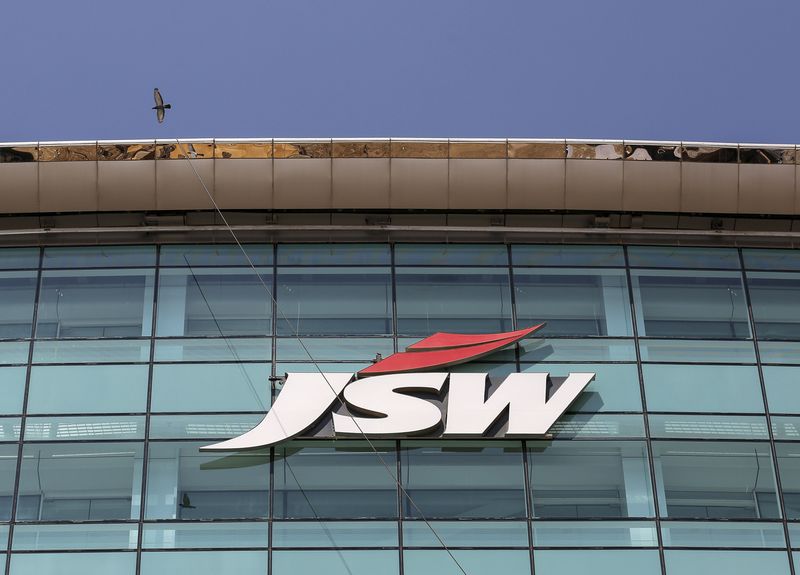 JSW Group invertirá casi 5.000 millones de dólares en proyectos de vehículos eléctricos en India