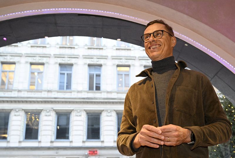 Centre-right Stubb leads Finland's presidential vote in early results