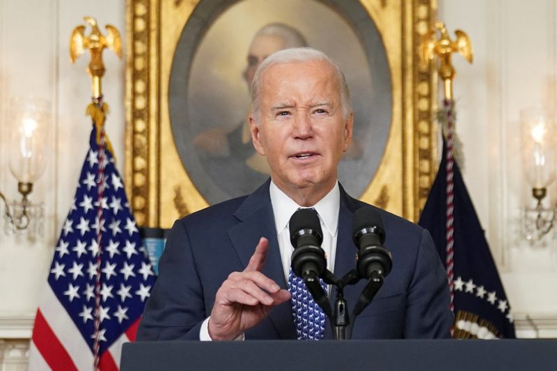 &copy; Reuters. U.S. President Joe Biden delivers remarks at the White House in Washington, U.S., February 8, 2024. REUTERS/Kevin Lamarque