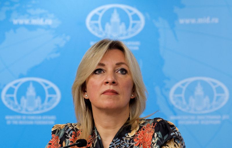 &copy; Reuters. FOTO DE ARCHIVO: La portavoz del Ministerio de Exteriores ruso, Maria Zajárova, durante una rueda de prensa en Moscú, Rusia. 4 de abril de 2023. REUTERS/Maxim Shemetov