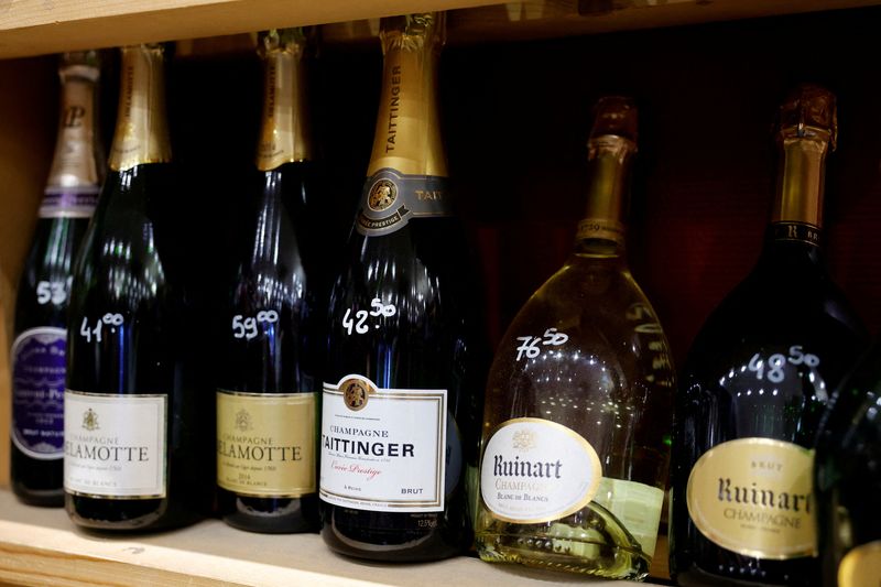&copy; Reuters. Photo d'archives des bouteilles de champagne. /Photo prise le 20 décembre 2022 à Paris, France/REUTERS/Sarah Meyssonnier