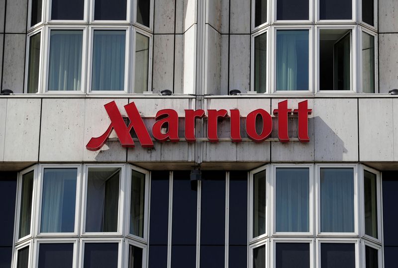 &copy; Reuters. Photo d'archives du logo de Marriott. /Photo prise le 9 avril 2018 à Vienne, Autriche/REUTERS/Heinz-Peter Bader