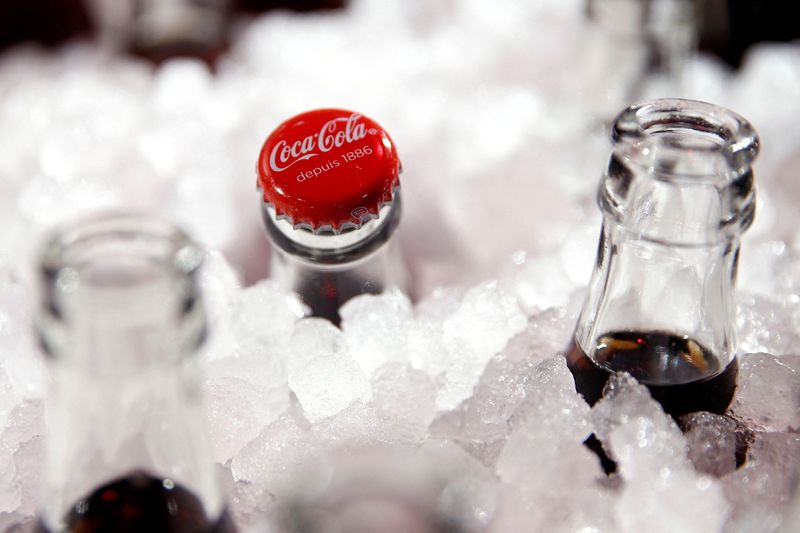 &copy; Reuters. FILE PHOTO: Bottles of Coca-Cola are pictured during a presentation in Paris, France, January 19, 2016. REUTERS/Benoit Tessier/File Photo
