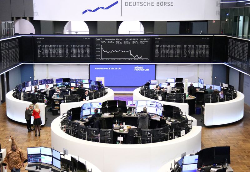 &copy; Reuters. The German share price index DAX graph is pictured at the stock exchange in Frankfurt, Germany, February 13, 2024.     REUTERS/Staff/File Photo