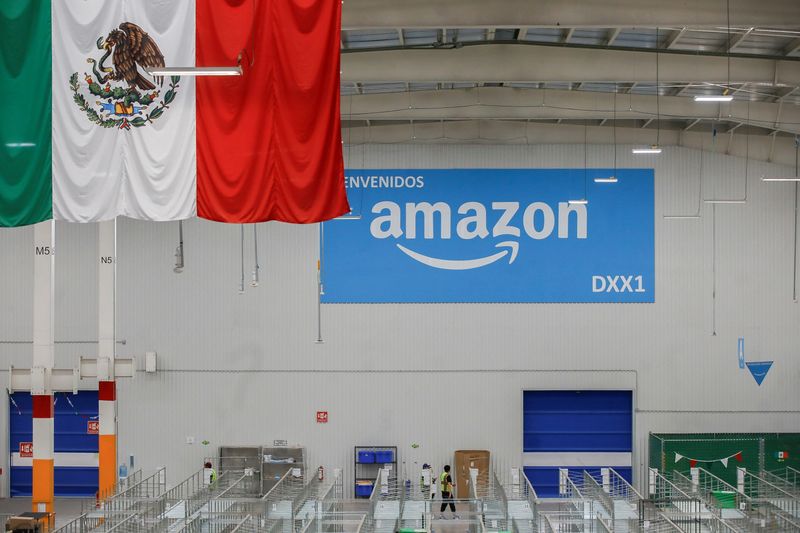 &copy; Reuters. Imagen de archivo del nuevo centro de entrega de Amazon en Ciudad de México. 14 de septiembre de 2023. REUTERS/Raquel Cunha