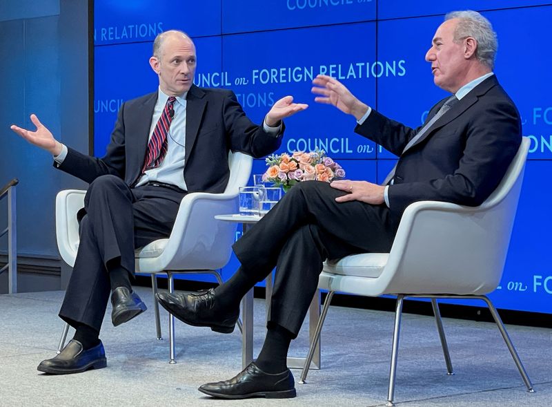 © Reuters. Chicago Federal Reserve Bank President Austan Goolsbee speaks at the Council on Foreign Relations in New York, U.S., February 14, 2024. REUTERS/Lananh Nguyen