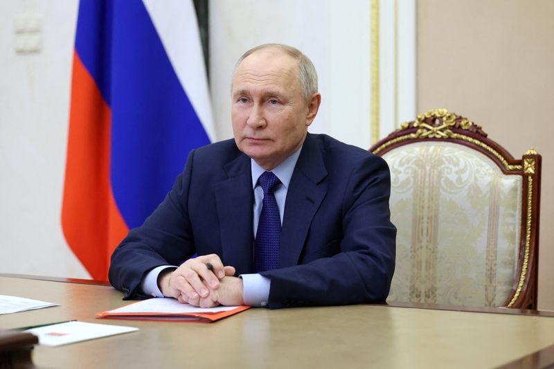 &copy; Reuters. الرئيس الروسي فلاديمير بوتين خلال اجتماع عبر الفيديو بمقر الكرملين بموسكو في التاسع من فبراير شباط 2024. صورة لرويترز من ممثل لوكالات الأنباء