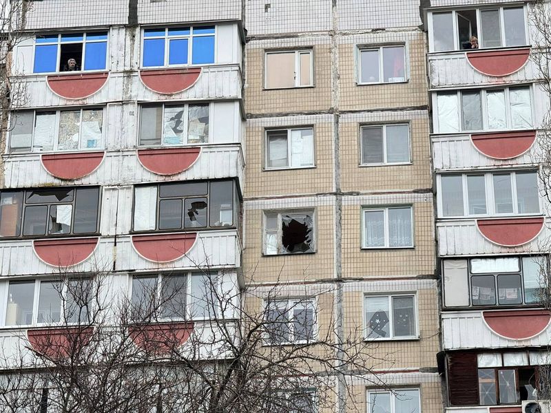&copy; Reuters. Vue d'un immeuble résidentiel de plusieurs étages endommagé à la suite d'un incident, que les autorités locales ont qualifié d'attaque de missiles ukrainiens, dans le cadre du conflit russo-ukrainien à Belgorod, Russie. /photo prise le 15 février 