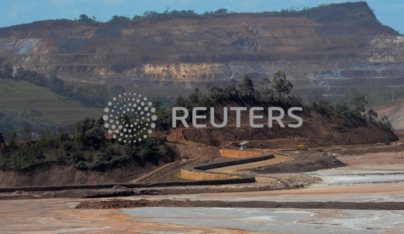 &copy; Reuters. Vista da mina Samarco, de propriedade da Vale e BHP, em Mariana
12/04/2016
REUTERS/Washington Alves