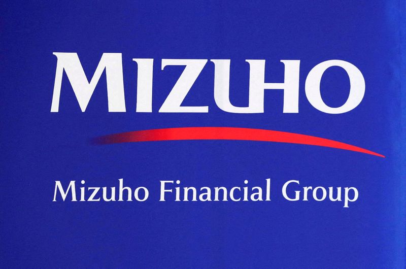 &copy; Reuters. FILE PHOTO: Mizuho Financial Group logo is seen at the company's headquarters in Tokyo, Japan, Aug. 20, 2018. REUTERS/Toru Hanai/File Photo