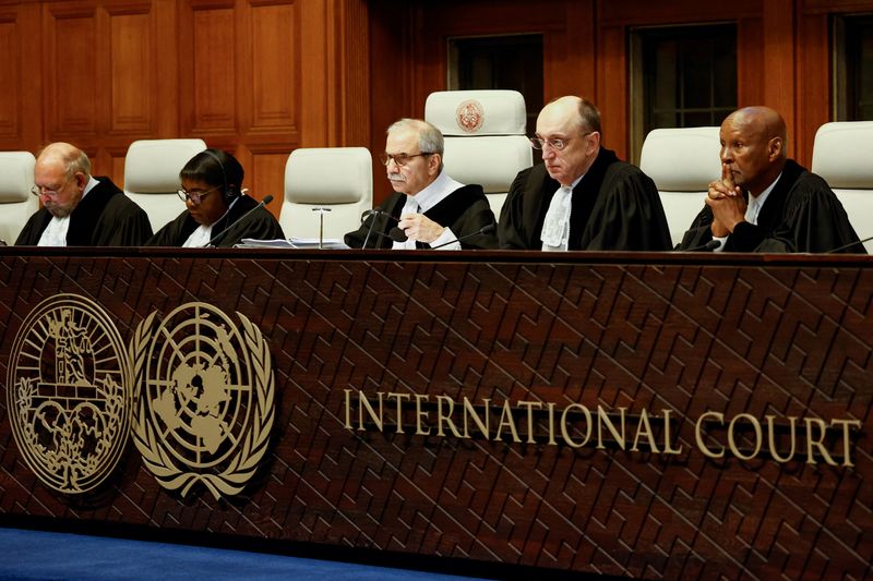 &copy; Reuters. القاضي نواف سلام رئيس محكمة العدل الدولية خلال إحدي جلسات الاستماع التي تعقدها محكمة العدل الدولية بشأن التبعات القانونية للاحتلال الإسرا