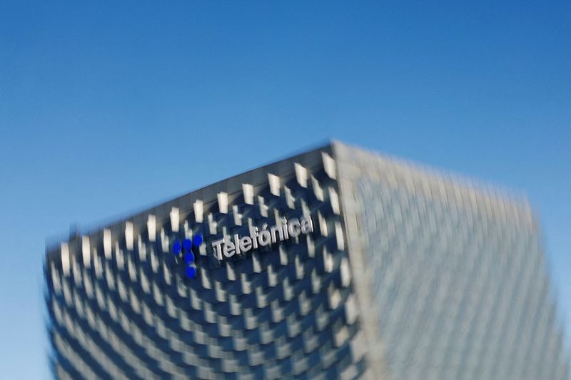 &copy; Reuters. FILE PHOTO: The logo of Spanish Telecom company Telefonica is displayed atop the company's headquarters in Madrid, Spain, December 20, 2023. REUTERS/Susana Vera/File Photo