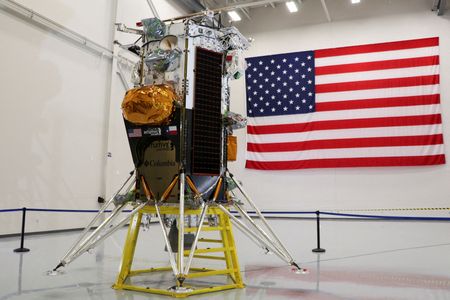 EUA realizam primeiro pouso na Lua em meio século com espaçonave privada