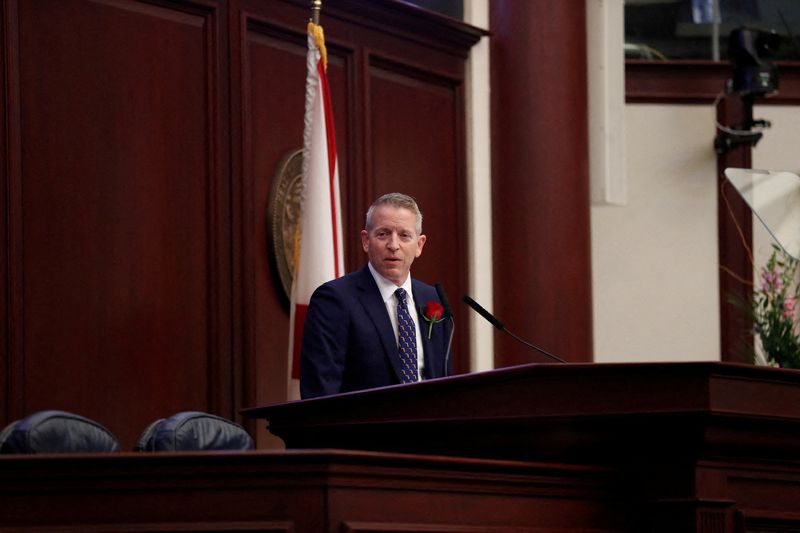 &copy; Reuters. FILE PHOTO: Florida State House Speaker Paul Renner greets the legislative body as he speaks before Republican presidential candidate Florida Governor Ron DeSantis makes his State of the State address in Tallahassee, Florida, U.S., January 9, 2024.  REUTE