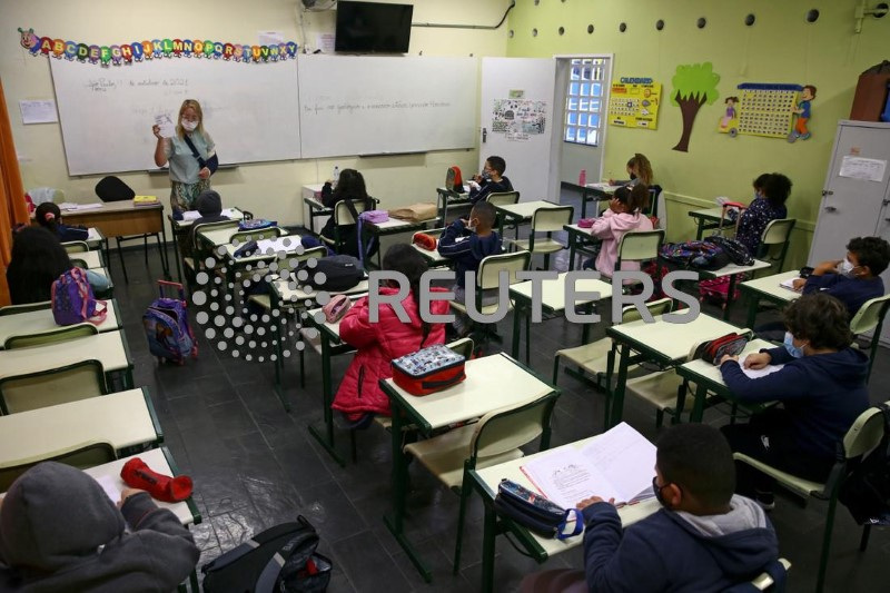 © Reuters. Escola em São Paulo
18/10/2021. REUTERS/Carla Carniel